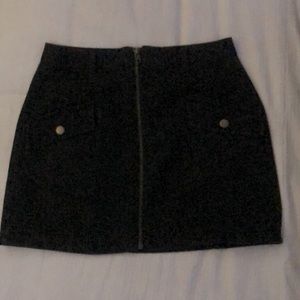 Forever 21 Zippered Black Denim miniskirt